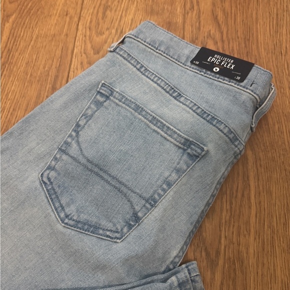 Hollister Men's Skinny Jeans in Light Blue - Picture 3 of 9